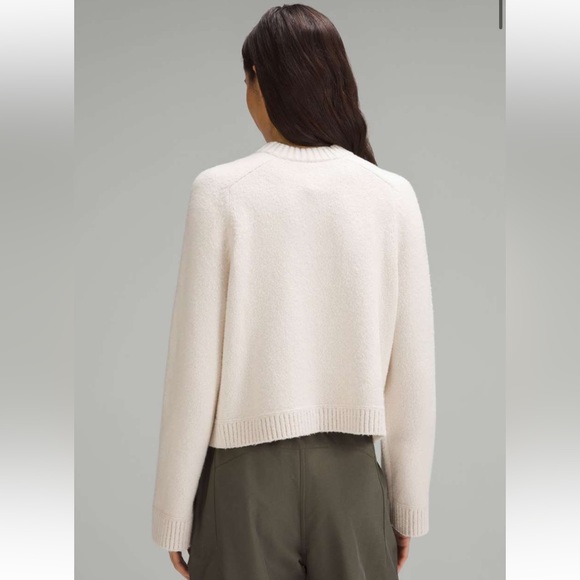 Brushed Cotton Merino Blend Crewneck - Picture 3 of 10